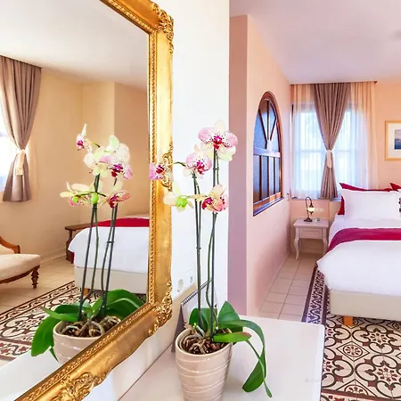 In Art Boutique Hotell 4*