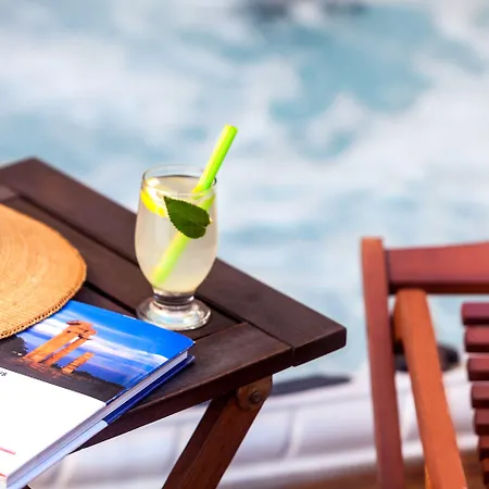 In Art Boutique Szálloda