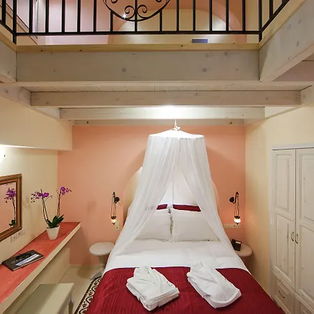 In Art Boutique Hotel