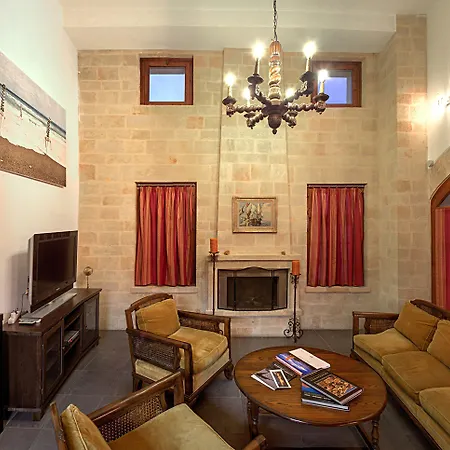 In Art Boutique Hotel