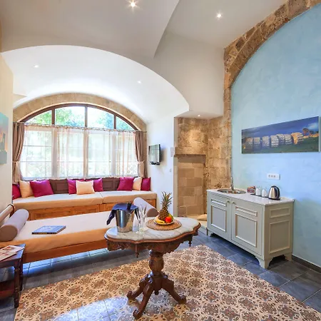 Hotel In Art Boutique