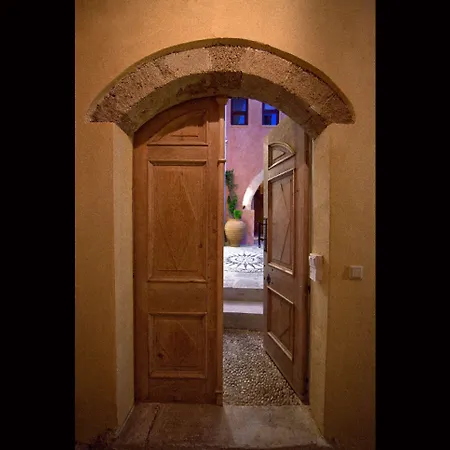 Готель In Art Boutique 4*