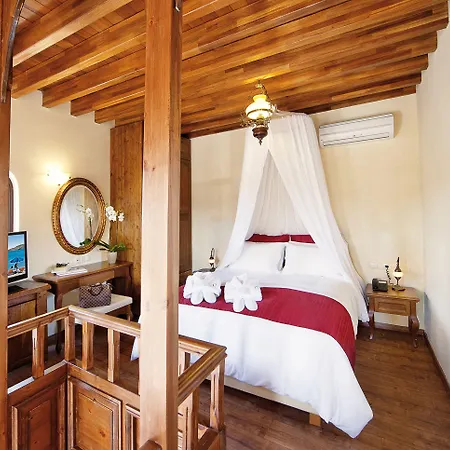 In Camera Art Boutique Rhodes City