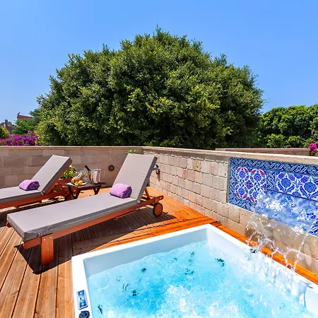 In Art Boutique Готель Rhodes City