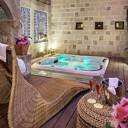 Otel In Art Boutique