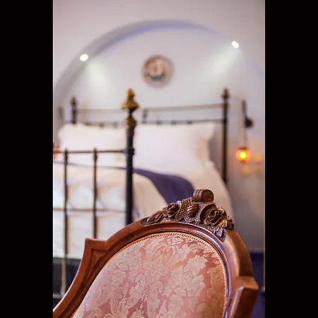 Hotel In Art Boutique