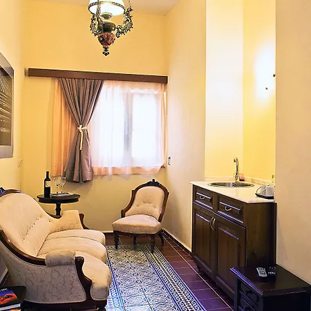 Hotel In Art Boutique 4*