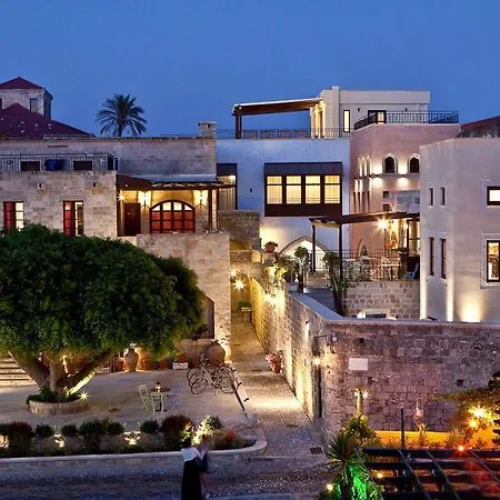 In Art Boutique Hotel 4*